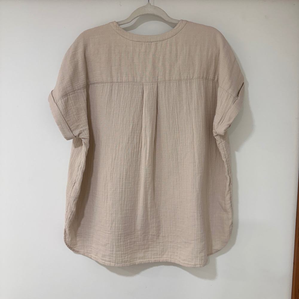 Caslon Cotton Gauze Henley Top Women Large Tan Rolled Sleeve | Coastal Grandma - Picture 4 of 8